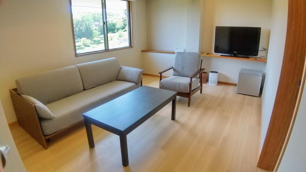 Отель Futo House -Ippon No Enpitsu- Ито Экстерьер фото